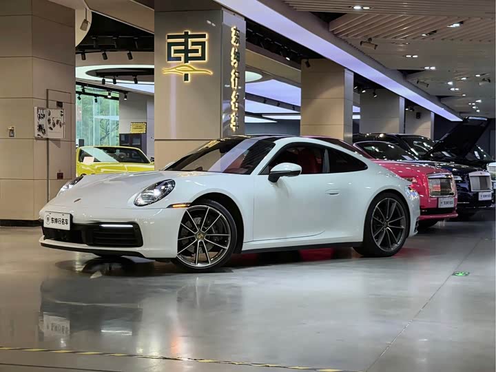 Фото 1 - Porsche 911