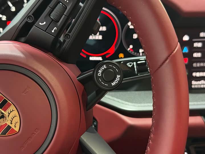 Фото 16 - Porsche 911