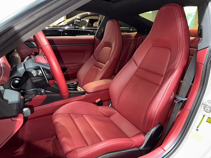 Фото 19 - Porsche 911