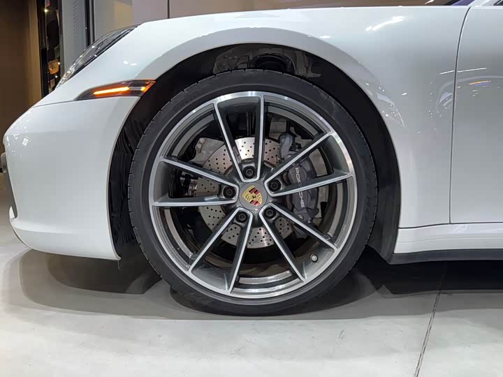 Фото 5 - Porsche 911