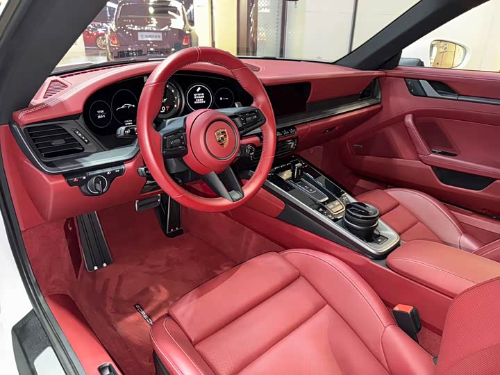 Фото 6 - Porsche 911