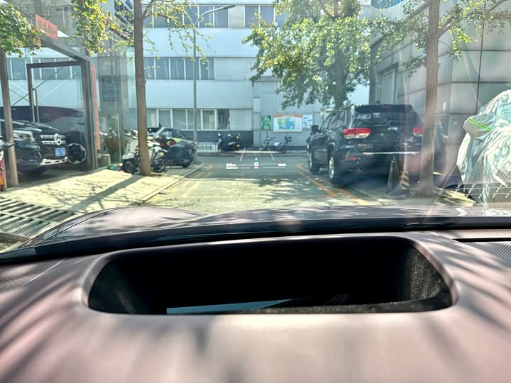 Фото 28 - Xiaomi SU7