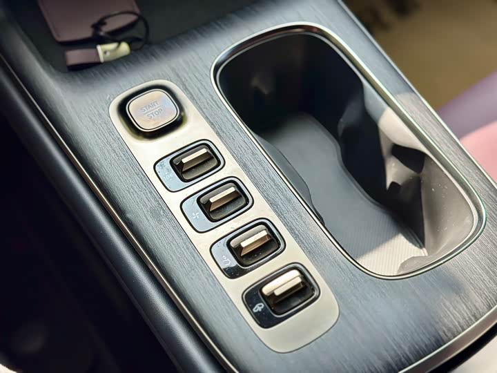 Фото 29 - Xiaomi SU7