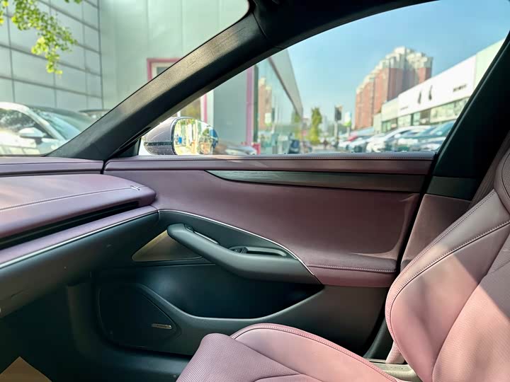 Фото 31 - Xiaomi SU7