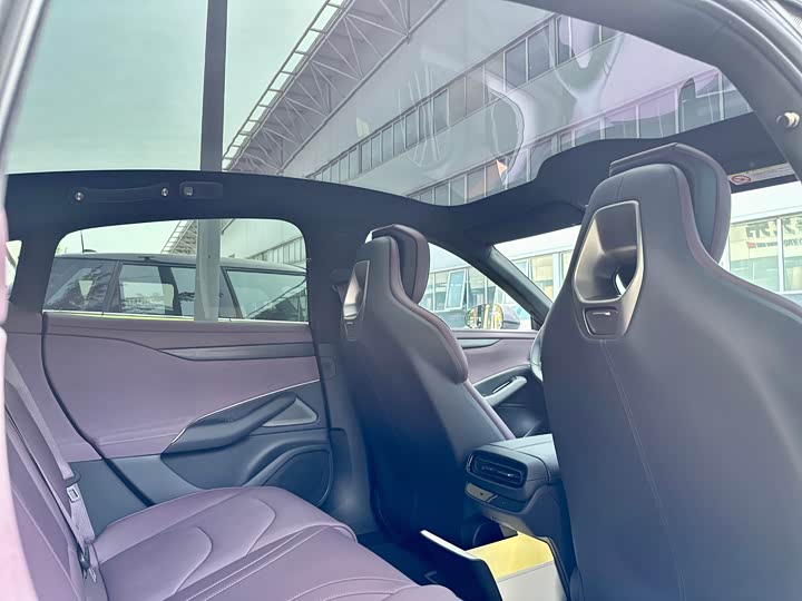 Фото 37 - Xiaomi SU7