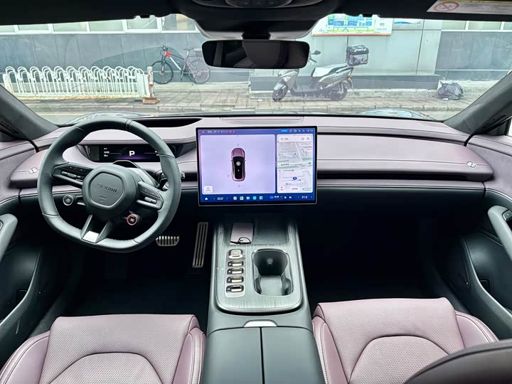 Фото 43 - Xiaomi SU7