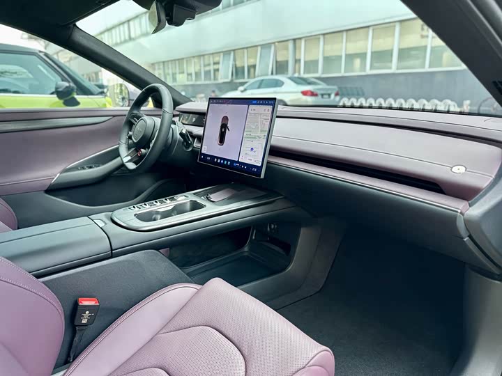 Фото 45 - Xiaomi SU7