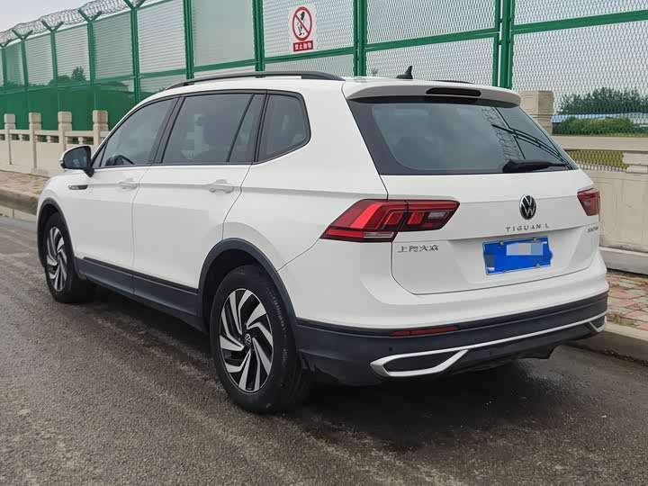 Фото 5 - Volkswagen Tiguan L Pro
