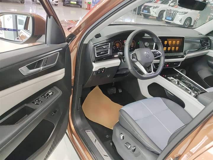 Фото 16 - Volkswagen Teramont Pro