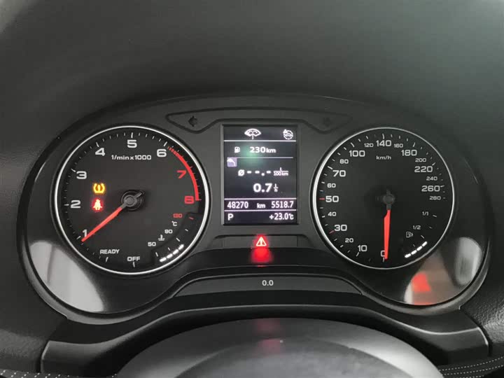 Фото 12 - Audi Q2L