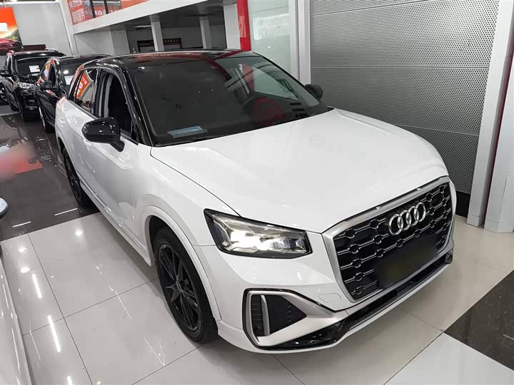 Фото 4 - Audi Q2L