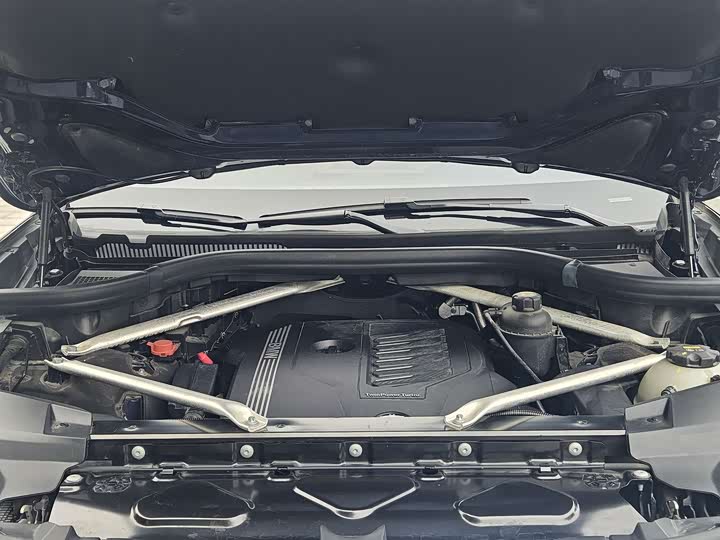 Фото 21 - BMW X7