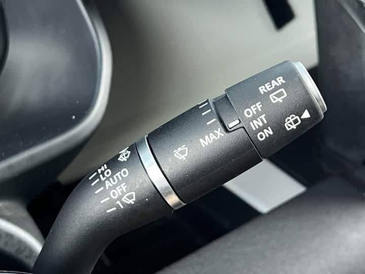 Фото 24 - Land Rover Defender