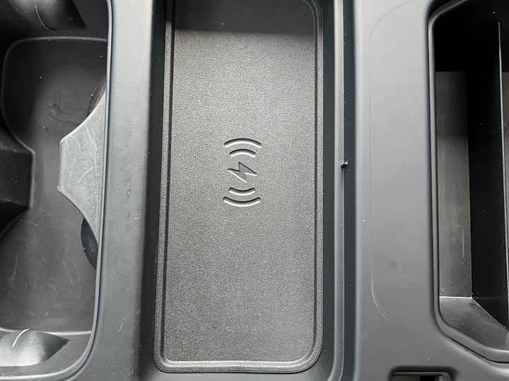 Фото 29 - Land Rover Defender