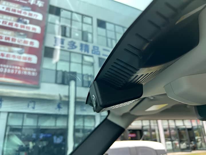 Фото 30 - Land Rover Defender