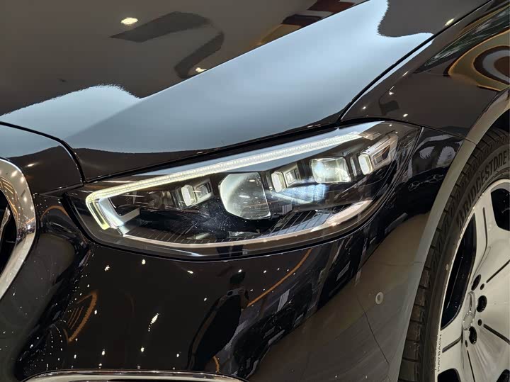 Фото 27 - Mercedes-Benz Maybach S-Class