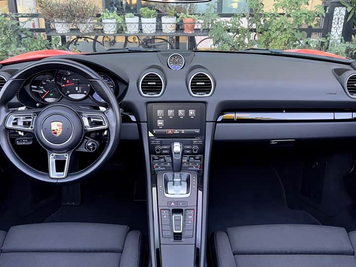 Фото 8 - Porsche 718