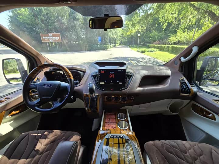 Фото 11 - Ford Transit