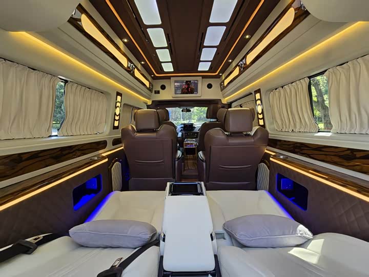 Фото 18 - Ford Transit