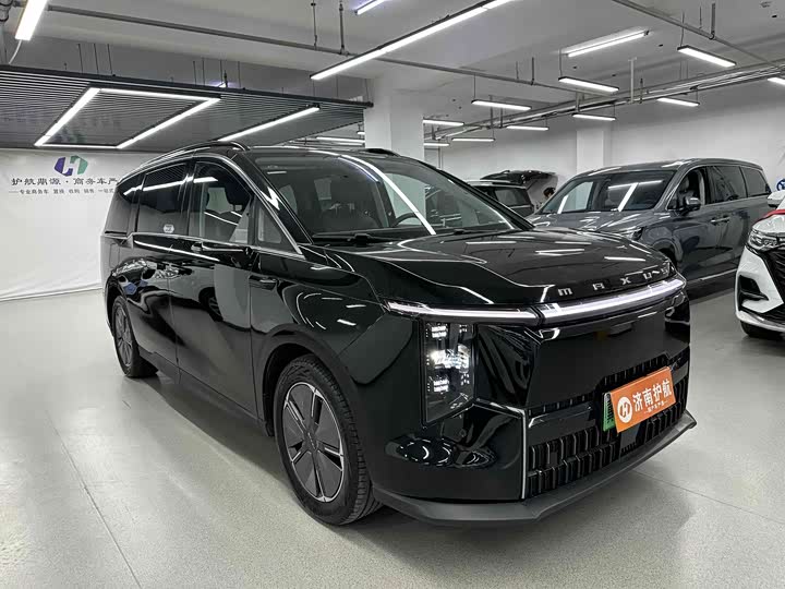 Фото 3 - Maxus Mifa 7