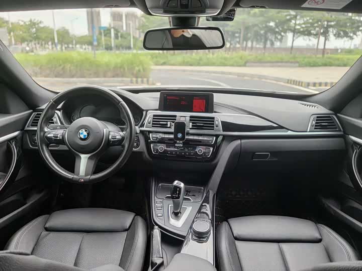 Фото 8 - BMW 3 Series GT