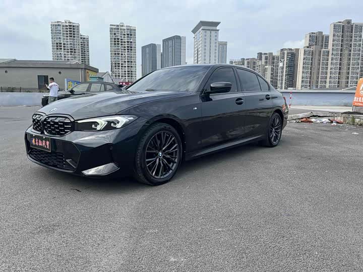 Фото 1 - BMW 3 Series