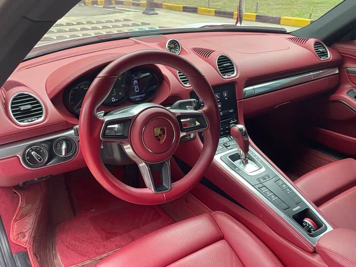 Фото 10 - Porsche 718