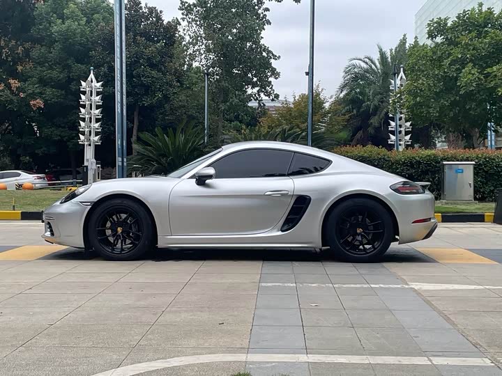 Фото 15 - Porsche 718