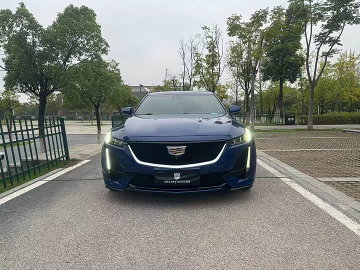 Фото 2 - Cadillac CT5