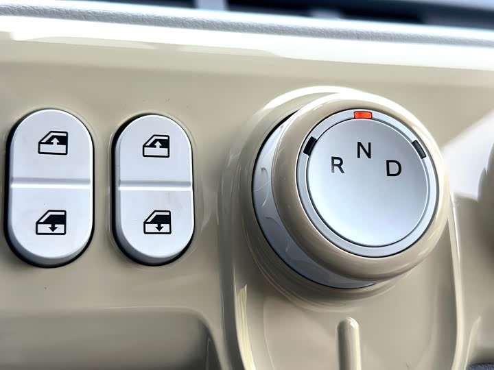 Фото 15 - Bestune Pony