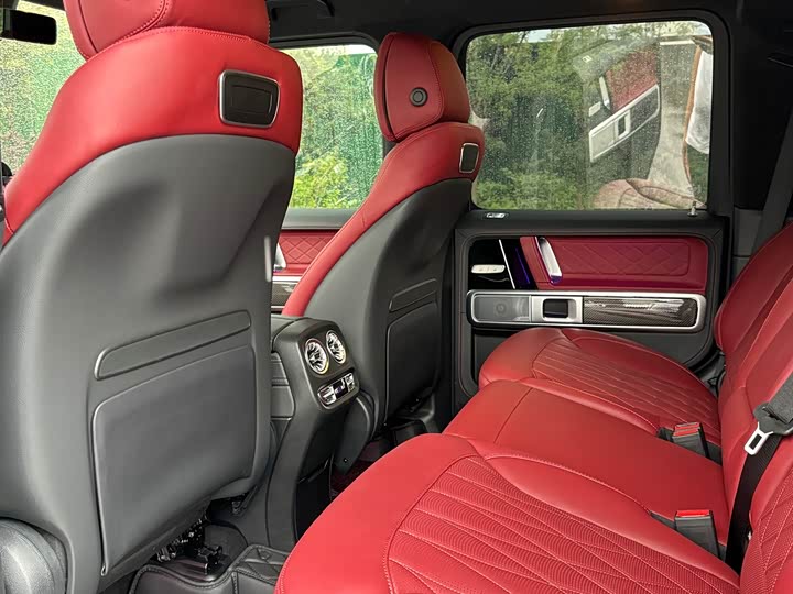 Фото 10 - Mercedes-Benz G-Class AMG