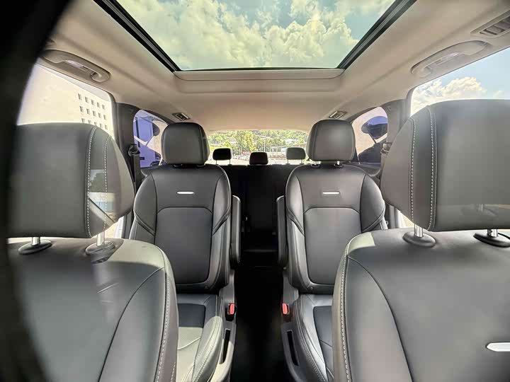 Фото 13 - Maxus G50