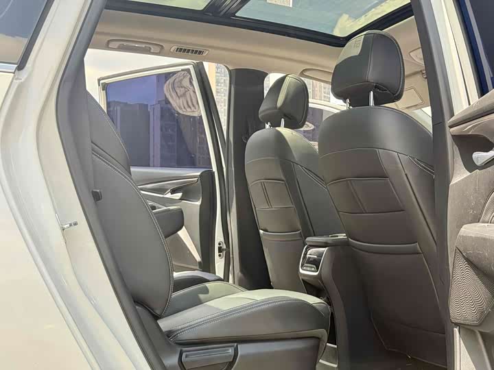 Фото 5 - Maxus G50