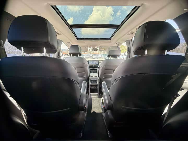 Фото 8 - Maxus G50