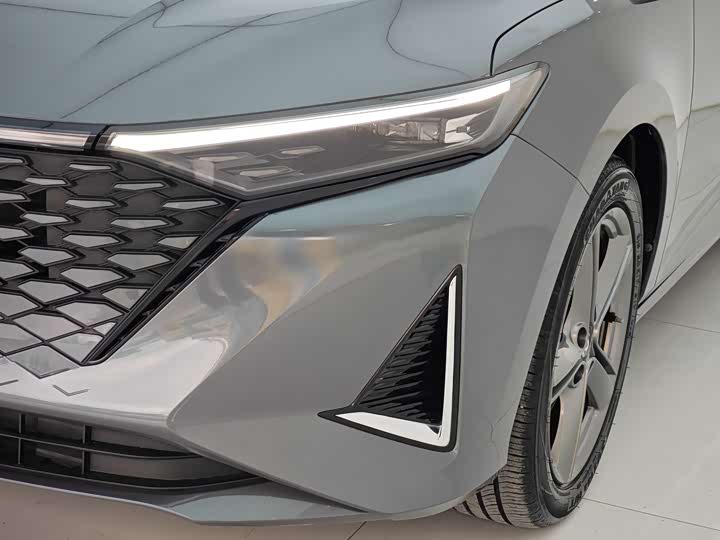 Фото 10 - Changan Raeton Plus