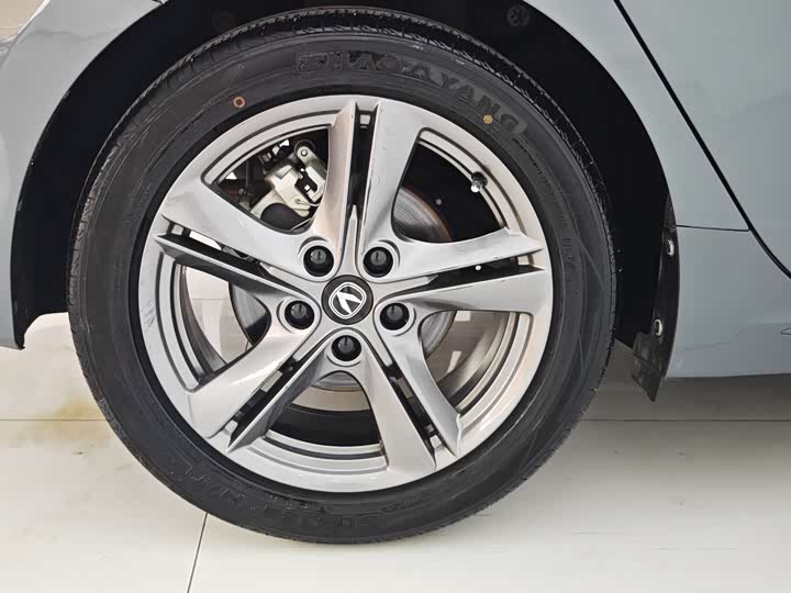 Фото 20 - Changan Raeton Plus