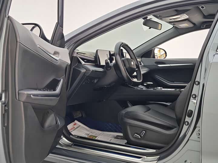 Фото 25 - Changan Raeton Plus