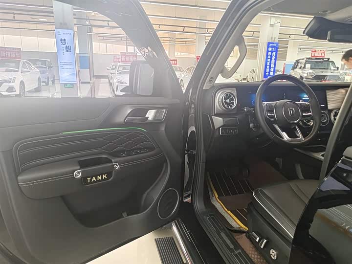 Фото 18 - Tank 300