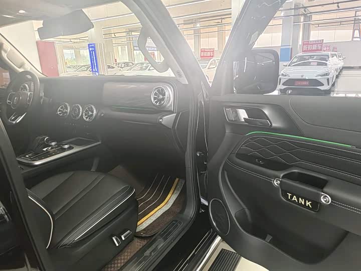 Фото 7 - Tank 300