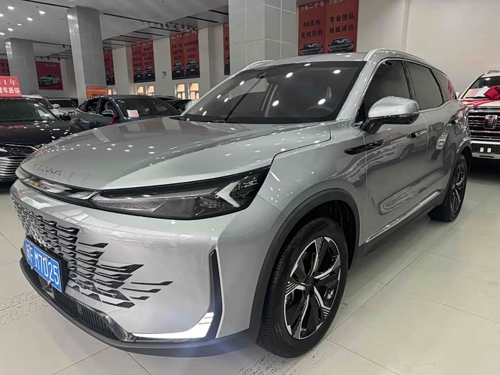 Фото 2 - Beijing X7