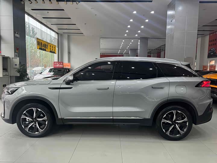 Фото 8 - Beijing X7