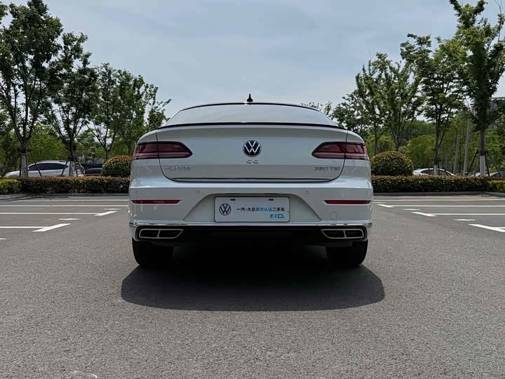 Фото 10 - Volkswagen CC