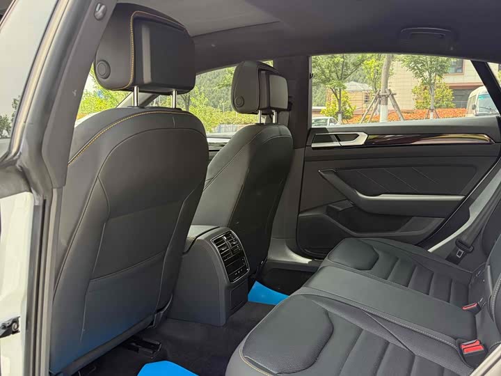 Фото 5 - Volkswagen CC