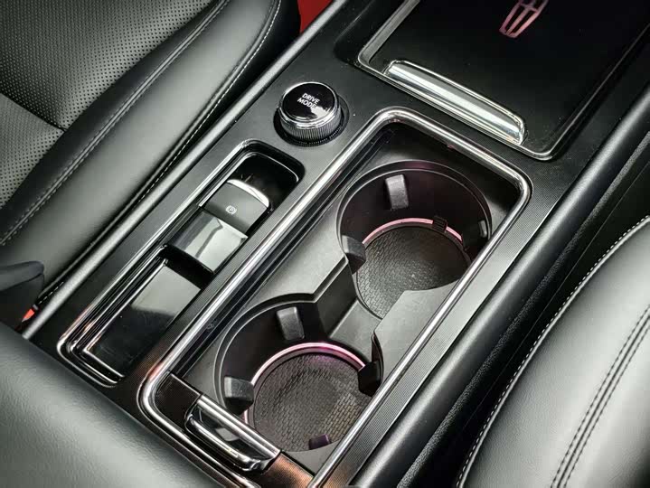 Фото 9 - Lincoln Corsair