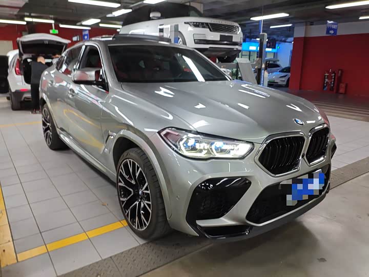 Фото 2 - BMW X6 M