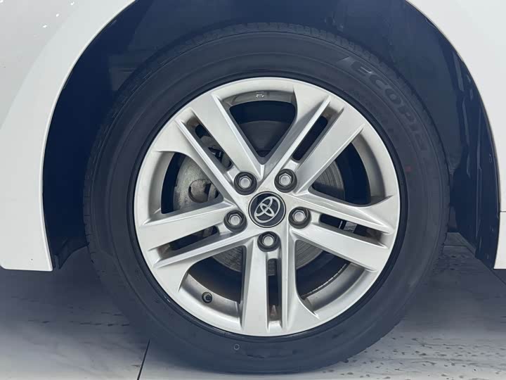 Фото 18 - Toyota Levin