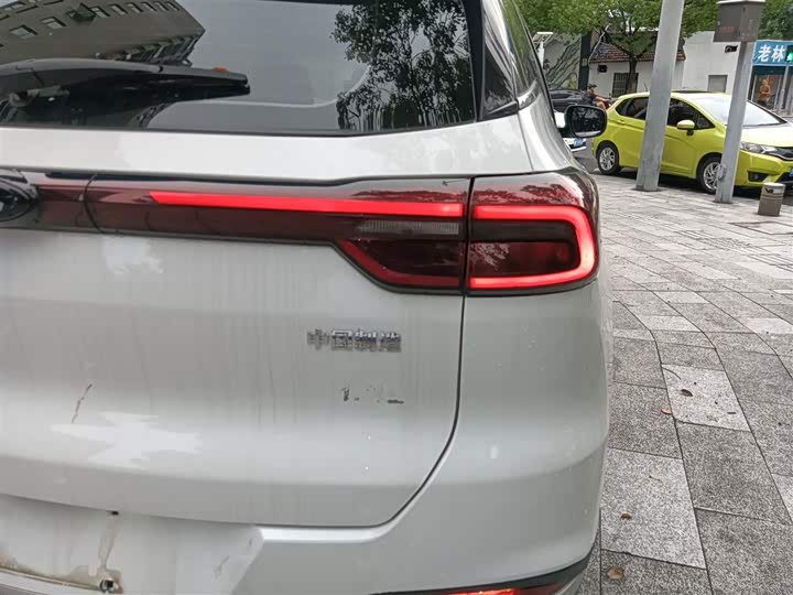 Фото 8 - Chery Tiggo 7