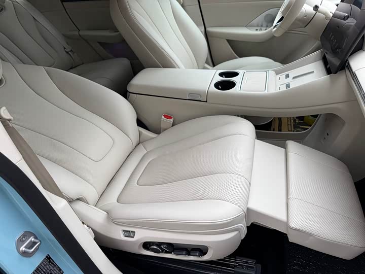 Фото 14 - Luxeed R7