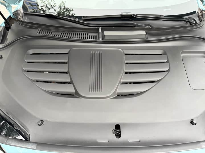 Фото 17 - Luxeed R7