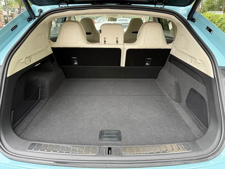 Фото 18 - Luxeed R7